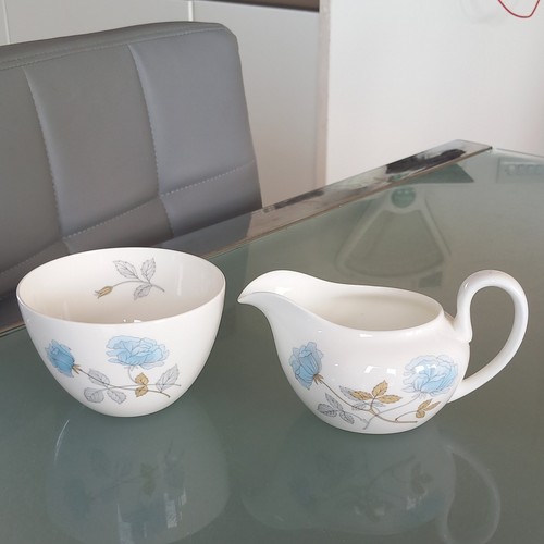Wedgwood ice rose - rose, sugar