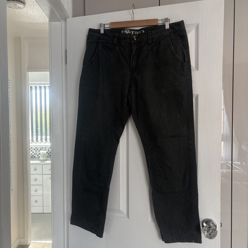 Men red herring grey - red,