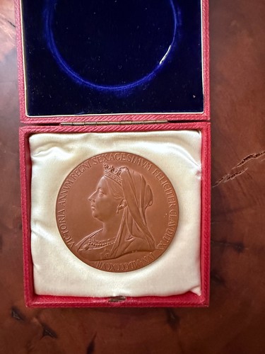 1837 queen victoria - queen,