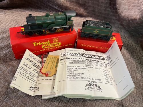 Triang railways 350 and 36 - railways,