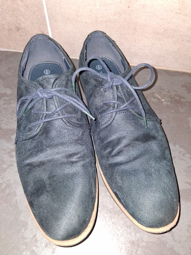 Taylor and wright blue suede - and,