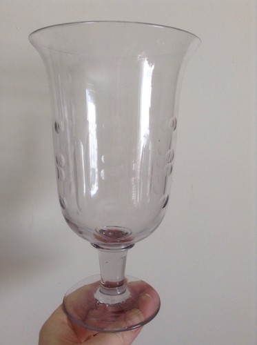 Antique part pedestal - part, celery