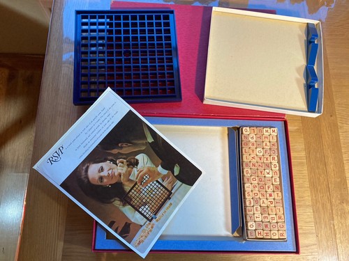 Rare vintage scrabble brand - rare,