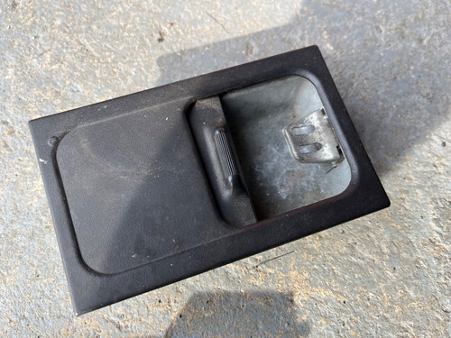Porsche 944 ash tray no - ash,