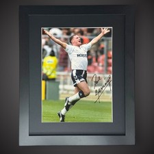 Framed Tottenham Hotspur- Paul Gascoigne Hand Signed Football Photograph £49.99