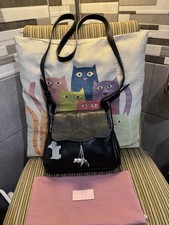 Genuine Radley London Black Leather CrossbodyBag Magnetic Flap Dog Charm VEC