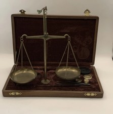 Vintage 50g Apothecary Scales