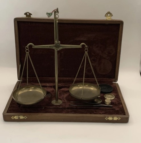Vintage 50g apothecary - apothecary, scales
