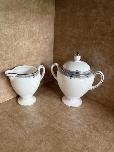 Wedgwood amherst creamer and - creamer,