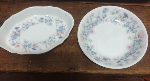 Lot wedgwood - of, 2: