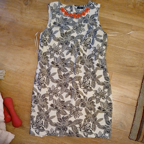 And ladies size 16 navy - m,