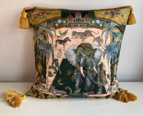 New velvet cushion - , cover
