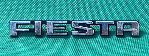 Ford fiesta vintage - ford, metal
