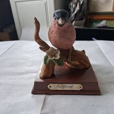 Vintage Bullfinch By Leonardo On Wooden Plinth Figurine