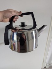 Igenix 3.5L Steel Corded Catering Kettle IG4350, 2.25kw, Used Twice