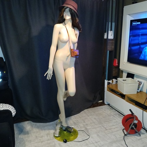 Vintage female maniquin - female,