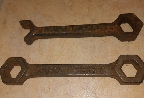Vintage collectable cast iron - collectable,