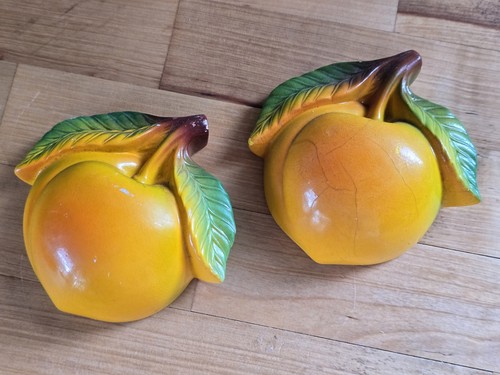 Vtg peaches chalkware - 2,