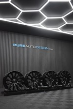 Genuine 20" Range Rover