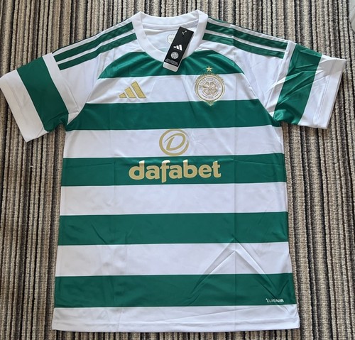 Celtic home shirt size - 26/27,