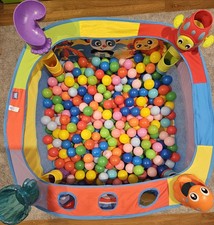 Playgro Pop Up Ball Pool Indoor Ocean Ball Pit Activity Gym Kids Toy