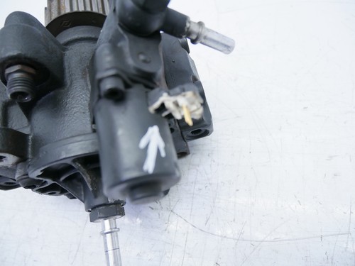 High pressure pump 167008557r - pressure,