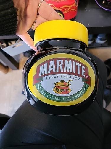 Marmite large pot great - in,