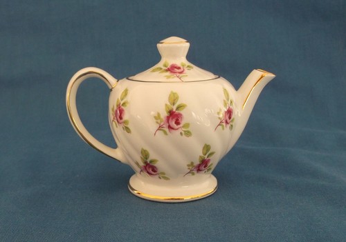 Vintage sadler miniature - vintage,