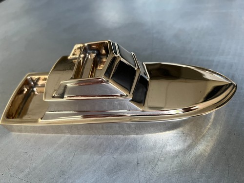 Bronze sports fishing boat - bronze,
