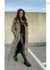 ZARA WATER AND WIND PROTECTION
