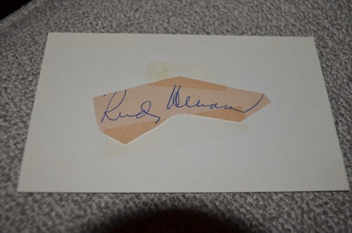 Rudy hernández signed cut - signed,