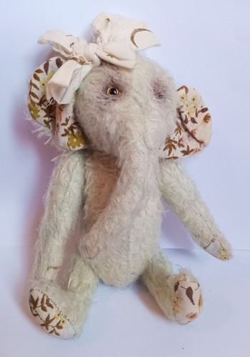 Burman bears elephant angela - bears,