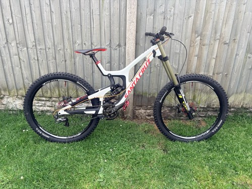 Santa cruz v10 downhill bike - santa,