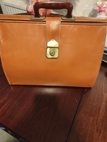 Brown genuine leather case - brown,