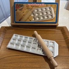 Ravioli maker mold - ravioli,