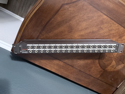 Tascam 32h patch bay - pb-32h, 1/4