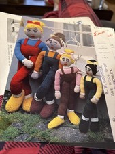 Emu Vintage Doll Toys Knitting Pattern 8158 Double Knit Cuddly Toys