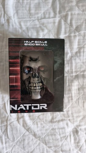 Terminator genisys half scale - terminator,