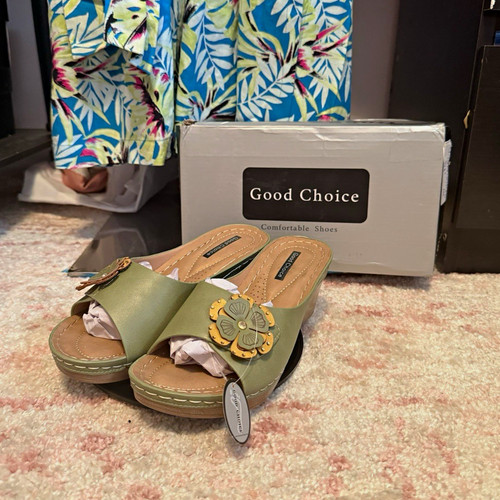 Good choice green - good, slip-on