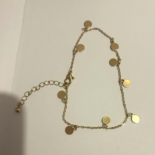 Gold tone cable chain - gold,