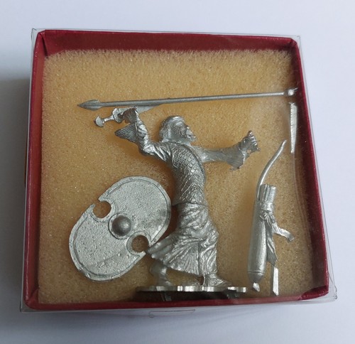 Vintage falcon miniatures - falcon, 54mm
