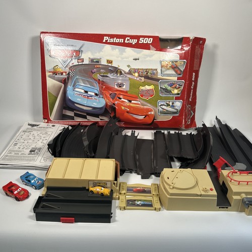 Disney cars piston cup 500 - piston,