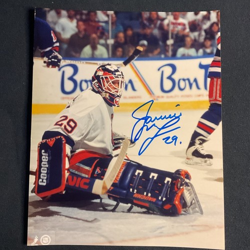 Jamie mclennan signed auto new - jamie,