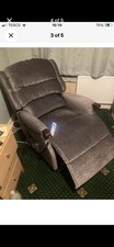 Royale hunter Dual Motor Riser Recliner