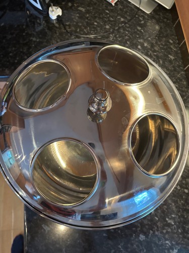 Moet chandon champagne trug - chandon,