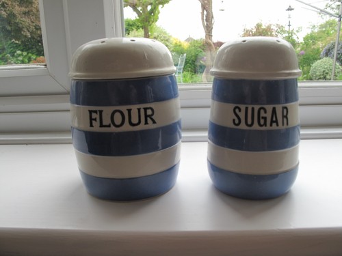 Green cornishware flour - t.,