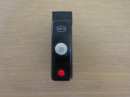 Mem plug 20a - 20a, mcb
