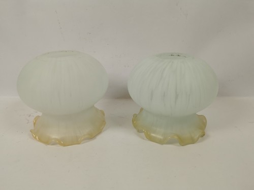 Vintage small frosted - x,