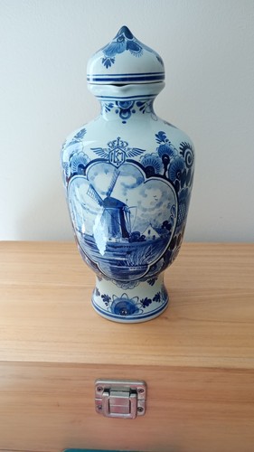 Vintage delft jug with - delft,