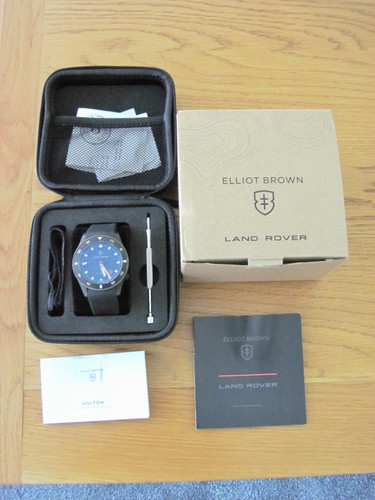 Elliot brown land - brown,